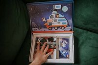 Układanka magnetyczna Magnetibook Kosmos - zabawka edukacyjna, 3+ Janod