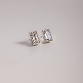 kolczyki z białą cyrkonią posrebrzane luminoir (p25/vic/01/1ag)