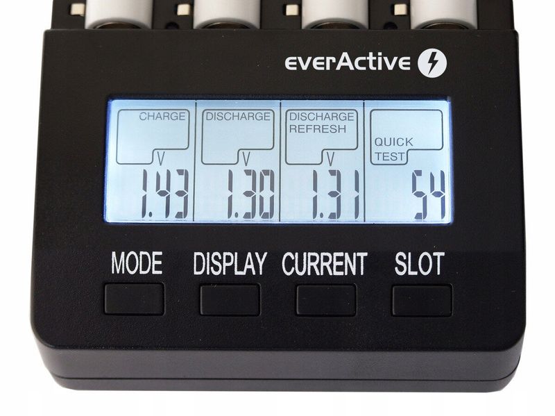 Profesjonalna Ładowarka everActive NC-3000 AA AAA zdjęcie 3