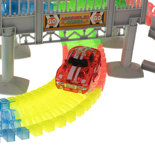 Tor samochodowy + Samochód Luminous Track 211 El. na Arena.pl