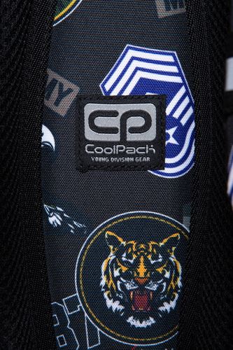 COOLPACK BASIC PLUS PLECAK MŁODZIEŻOWY MILITARY PATCHES 27L na Arena.pl