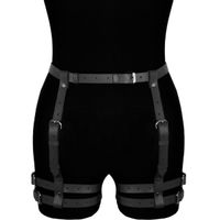 czarna skórzana uprząż na uda amelia karess