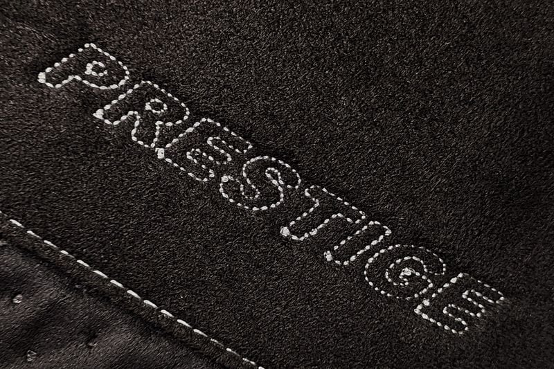 DACIA SANDERO DUSTER pokrowce z alkantary PC zdjęcie 4