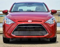 Scion iA - Chromowane Listwy Chrome Grill Atrapy Zderzaka Tuning