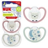 SMOCZEK USPOKAJAJĄCY ORTODONTYCZNY SILIKONOWY SPACE NIGHT 18-36m NUK