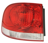 Volkswagen Touareg 02-06 lampa tylna LEWA