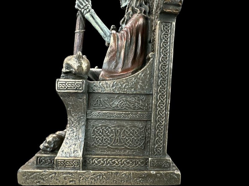 BOGINI HEL SIEDZĄCA NA TRONIE VERONESE WU77869A4 zdjęcie 8