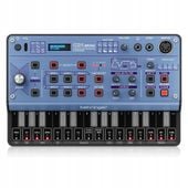 Behringer CZ-1 MINI Syntezator analogowy