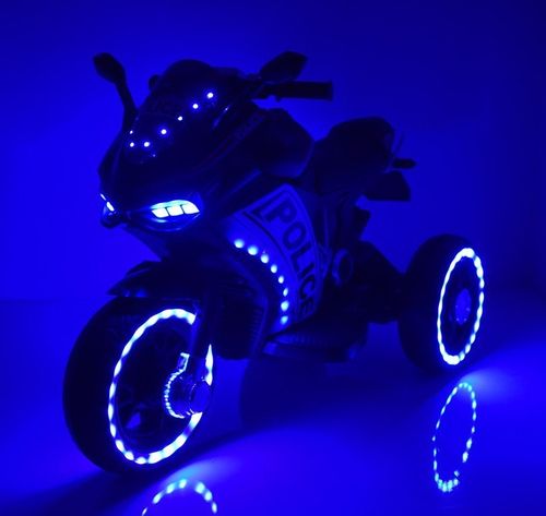 DUŻY MOTOR ŚCIGACZ STRONG 2 EXCLUSIVE, ŚWIECĄCE KOŁA, 3 KOŁOWY/HT6188 na Arena.pl