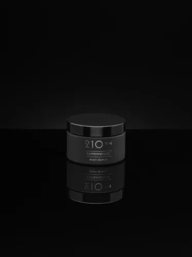 210th body scrub 200ml - kwiatowo-owocowy peeling do ciała na Arena.pl