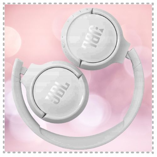 JBL TUNE 520BT BIAŁE SŁUCHAWKI BLUETOOTH PURE BASS 57H GRATIS na Arena.pl