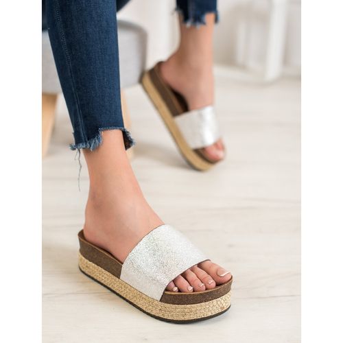 Klapki Na Platformie r.38 na Arena.pl