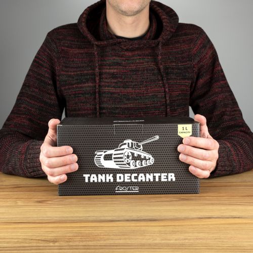 Karafka do Whisky CZOŁG - Prezent dla Faceta na Arena.pl