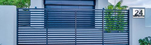 DUŻY NUMER DOMU TABLICZKA ADRESOWA Z NUMEREM DOMU 48x38cm ANTRACYT SREBRNA na Arena.pl