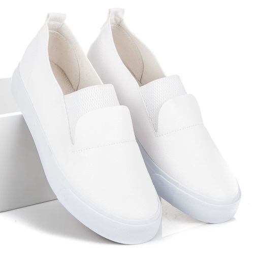 Białe slipony r.38 na Arena.pl