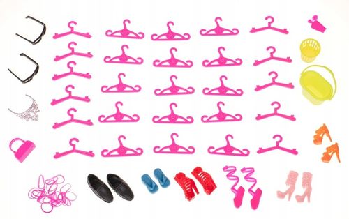 AKCESORIA DLA LALEK SUKIENKI BUTY TOREBKI WIESZAKI GARDEROBA 85 ELEMENTÓW na Arena.pl