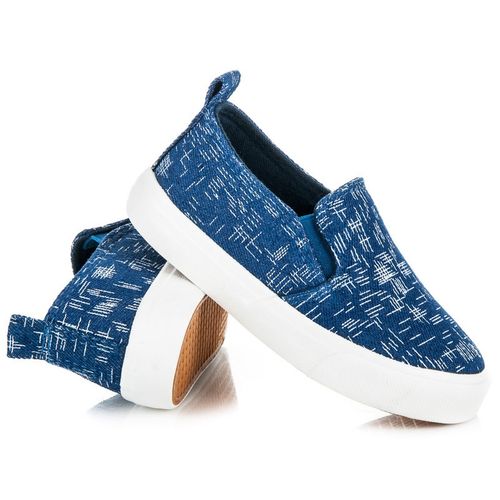 Slipony na platformie r.27 na Arena.pl