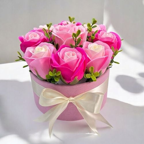 Flowerbox z Kwiatami Mydlanymi Prezent Upominek Flower box Róże Mydlane na Arena.pl