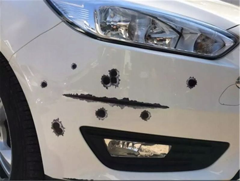 Naklejka 3D samochód dziury po kulach zadrapanie pazury auto tuning krecha zdjęcie 4