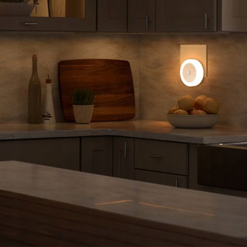 Lampka nocna do kontaktu z czujnikiem ruchu zmierzchu LAMPA DO na Arena.pl