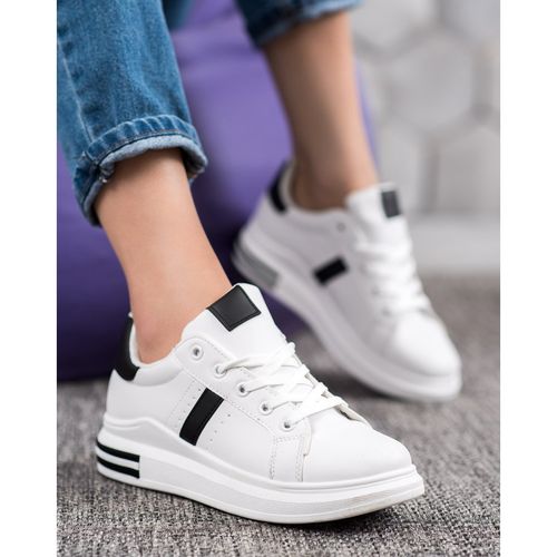 Białe Sneakersy r.40 na Arena.pl