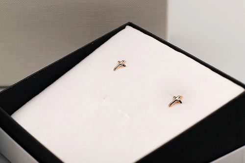 kolczyki krzyżyki na sztyfcie, srebro pozłacane | złote na Arena.pl