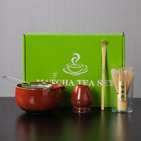Zestaw prezentowy do herbaty matcha czarka miotełka podstawka łyżeczka Red