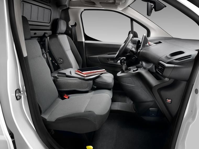 Opel Combo 3 osoby od 2018 pokrowce MIAROWE zdjęcie 7