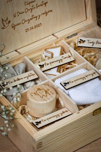 Pamiątka Chrztu Świętego Pudełko GOTOWY PREZENT NA CHRZEST PREMIUM Grawer na Arena.pl