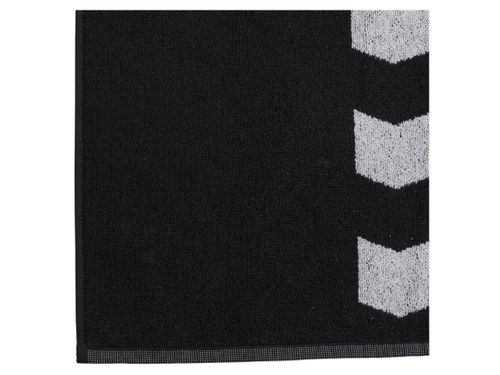 Ręcznik ADIDAS TRAINING TOWEL UNI na Arena.pl