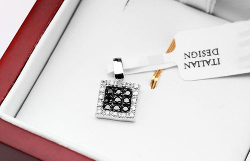 Wisiorek Staviori WBD1912 na Arena.pl