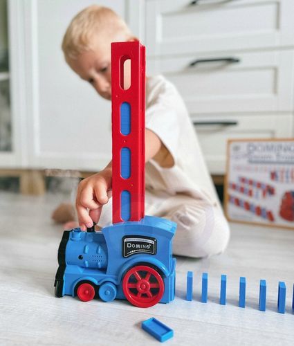 POCIĄG ELEKTRYCZNY KOLEJKA LOKOMOTWA Z PARĄ WODNĄ DO KLOCKÓW DOMINO WOOPIE na Arena.pl