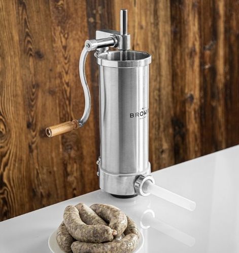 NADZIEWARKA PIONOWA DO KIEŁBASY KABANOSÓW 4 LEJKI BROWIN 311002 3KG na Arena.pl