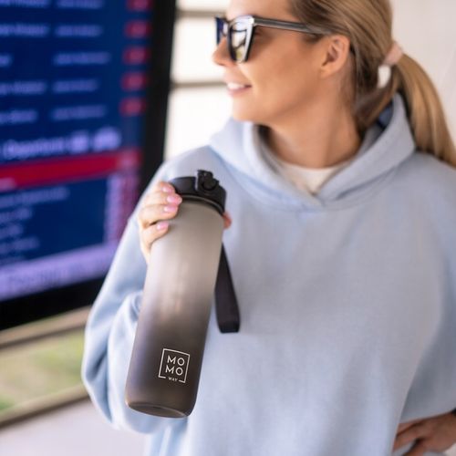 BUTELKA z wkładem na owoce MOMO WAY BIDON na wodę 1l bpa free tritan na Arena.pl