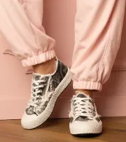 Czarne damskie trampki sneakersy sportowe Bellina 36