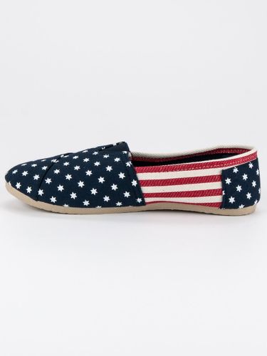 TRAMPKI SLIPONY Rozmiar - 38 na Arena.pl