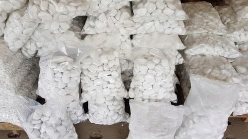 KAMIEŃ BIAŁY THASSOS OTOCZAK GRECKI DO OGRODU DEKORACYJNY 2-4cm 20kg na Arena.pl