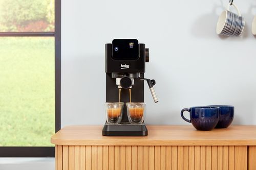 Ekspres ciśnieniowy kolbowy Beko CEP5302B Czarny LCD 15BAR na Arena.pl