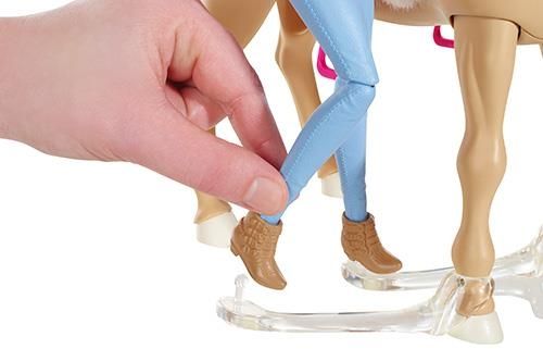Barbie Tańczący koń * na Arena.pl