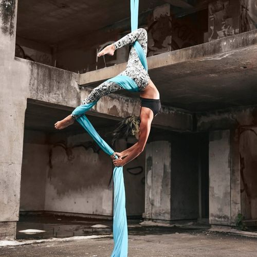 Szarfa akrobatyczna, chusta aerial silk 8 metrów Wybierz kolor na Arena.pl