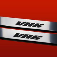 Listwa progowa VOLKSWAGEN GOLF MK3 VR6 Stal nierdzewna 304 połysk z czarnym