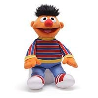 ulica sezamkowa maskotka pluszowa ernie 28cm sessame street licencja