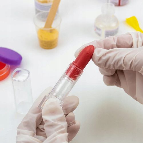 Manufaktura szminek i błyszczyków eksperymenty 8+ Trefl Science4YOU 61118 na Arena.pl