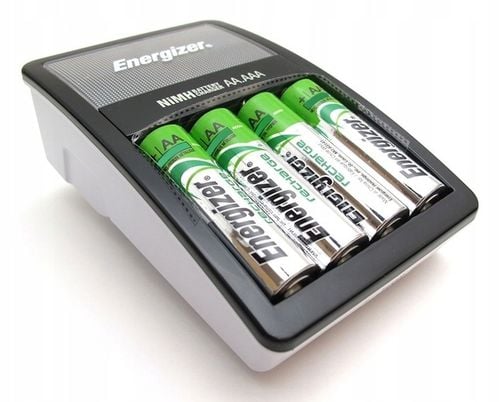 ŁADOWARKA ENERGIZER MAXI + 4 x R6 AA 2000mAh na Arena.pl