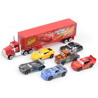 Zestaw zabawek samochodów z postaciami z bajki/ miniaturowe auta