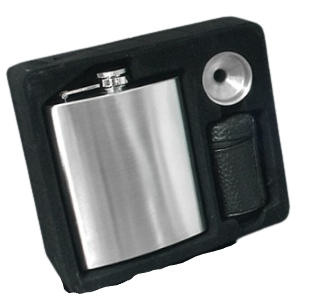 Stylowy zestaw piersiówka ze kieliszkami i lejkiem w etui na Arena.pl