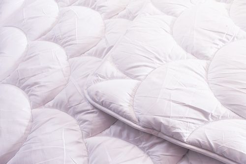 Kołdra 4 pory roku ECONOMY LINE  140x200 cm. + poduszka 50x60 cm. na Arena.pl