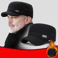 CIEPŁA CZAPKA ZIMOWA Z DASZKIEM NAUSZNIKAMI MĘSKA USZATKA OCIEPLANA PILOTKA