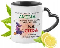Dla Amelii Kubek Czarny Z Uszkiem W Kształcie Serca Na Prezent Z Nadrukiem