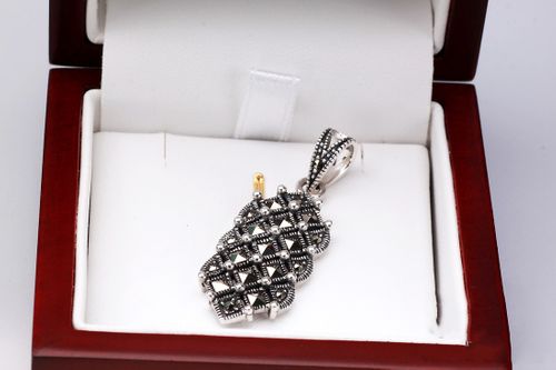 Wisiorek Staviori WDM2910 na Arena.pl